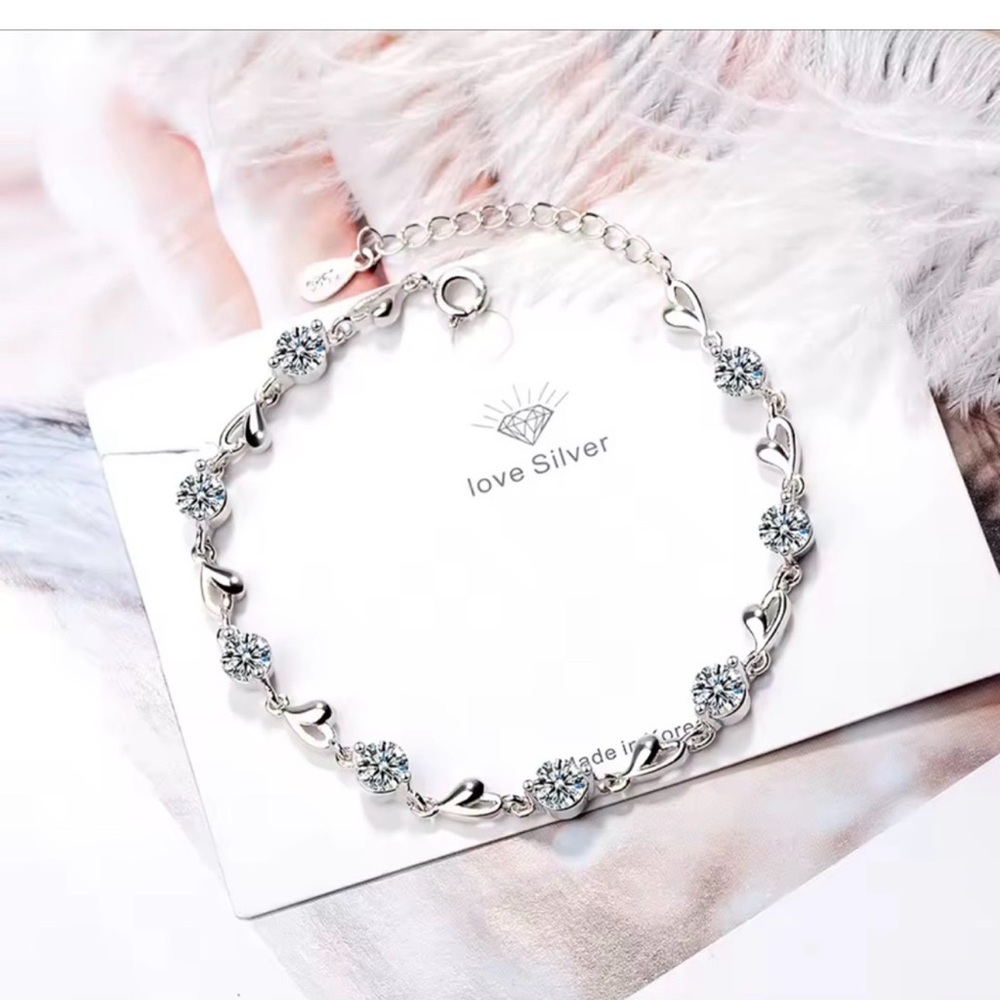 Silver Jeans Silver Heart & Crystal Link Bracelet